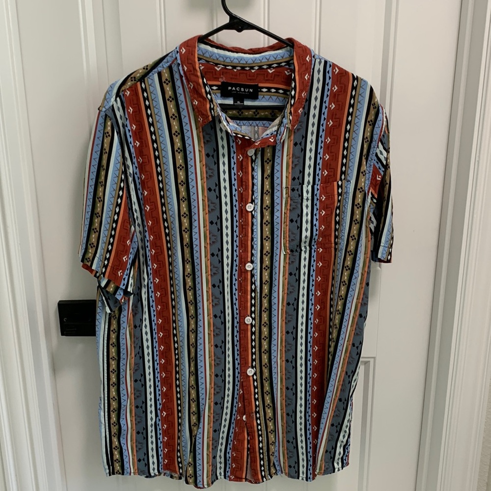 Mens PacSun resort shirt.